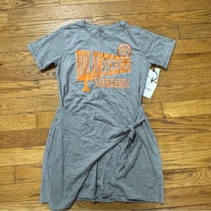 NWT! Tennessee Volunteers knotted dress shirt